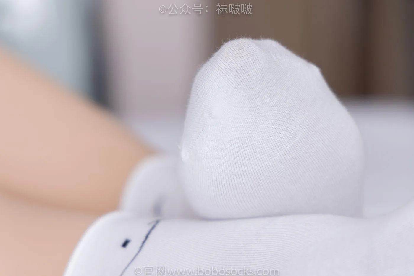 [BoBoSocks袜啵啵]NO.062 涵涵-运动鞋、白棉袜、厚肉丝 [145P]插图